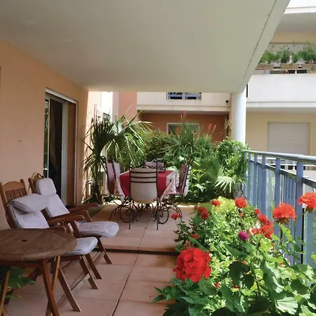 Apartment Immeuble La Rode