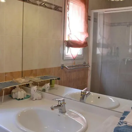 Immeuble La Rode * Saint-Raphael (Var)
